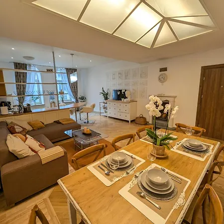 Complete Old Town Sanctuary - Dual Appartement Riga
